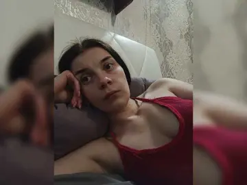 Bongacams Live Sex Cam of ShellBixAngeLL