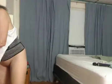 Bongacams Sex Cam of AnalTaxi