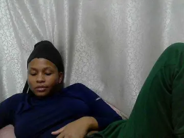 Bongacams Nude Webcam of Caroldoly