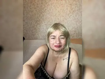 Bongacams Watch Live Sex Cams of SVETIKBOMBOCHKA