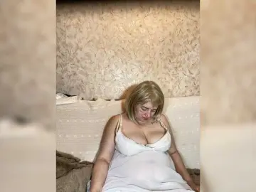 Bongacams Nude Webcam of SVETIKBOMBOCHKA