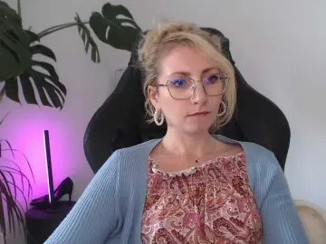 Bongacams Best live sex cam show of CinderellaMoon
