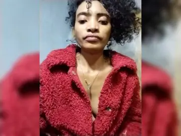Bongacams Watch Live Sex Cams of Shanya12
