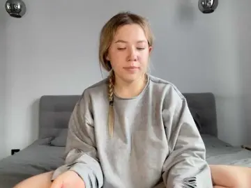 Bongacams Private Sex Chat of AlyraSun