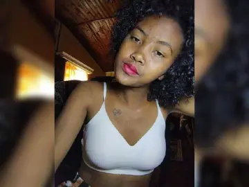 Bongacams Nude Webcam of Stella11