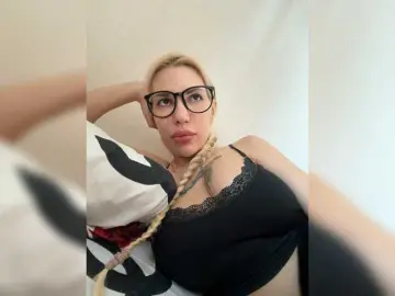 Bongacams Nude Webcam of Zarinaaa