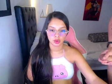 Bongacams Nude Webcam of room-kitty