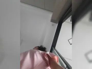 Bongacams Live Sex Cam of Selinababy99