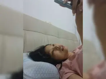 Bongacams Free Porn Cam of Selinababy99