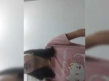 Bongacams Free Live Porn of Selinababy99