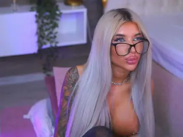 Bongacams Adult Video Chat of JuicyJessye