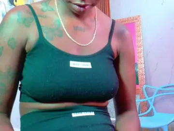 Bongacams Sex Cam of kinkyandsavage