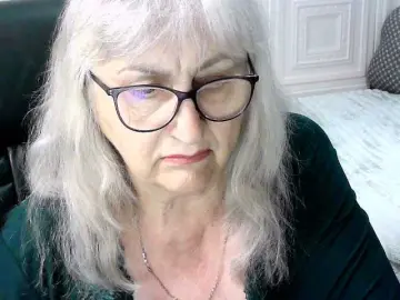 Bongacams Live Sex Cam of LolkaAlyss