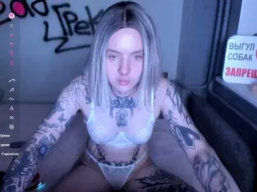 Bongacams Adult Video Chat of MonikaLowww