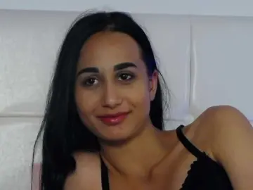 Bongacams Watch Live Sex Cams of LexxyPlay