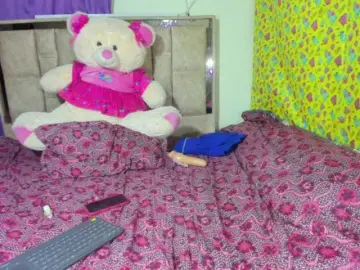 Bongacams Free Porn Cam of daphnehot01