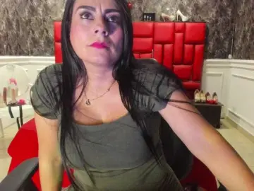 Bongacams Sex Cam of Ladyxmilf