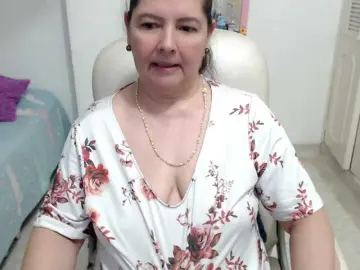 Bongacams Watch Live Sex Cams of leonela-68