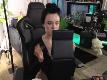 Bongacams Adult Webcam of KiraLiLime