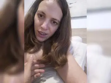 Bongacams Watch Live Sex Cams of Lauflor