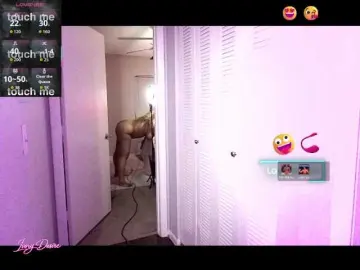 Bongacams Free Live Porn of IvoryDesirehere