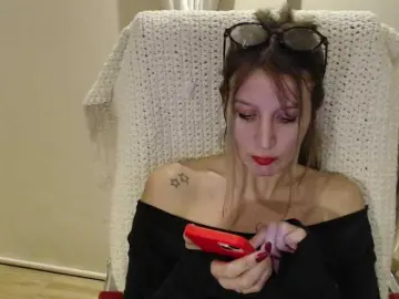 Bongacams Nude Webcam of Sweet-Maga