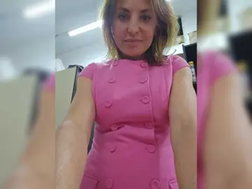 Bongacams Nude Webcam of EditaMilf