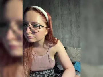 Bongacams Watch Live Sex Cams of Emma4coy