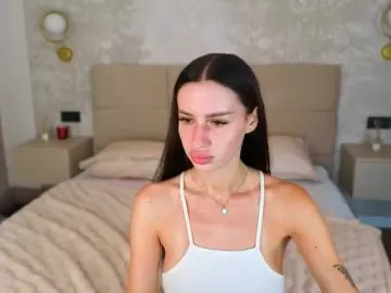 Bongacams Free Porn Cam of SnowWhiteee