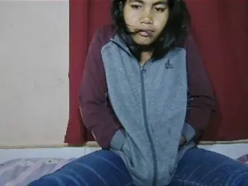 Bongacams Sex Cam of Keziah34