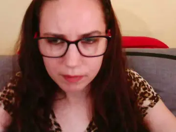 Bongacams Best live sex cam show of EmilyHot