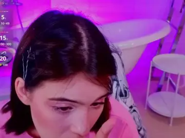 Bongacams Watch Live Sex Cams of CoralineJones