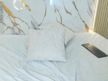 Bongacams Live Sex of ZoeLonghair