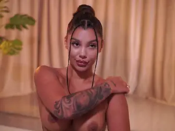 Bongacams Sex Cam of NatyDesiree
