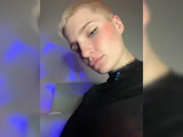Bongacams Sex Chat of AbsintheGirl
