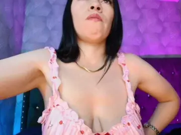 Bongacams Adult Webcams of AnnaliOlsenX