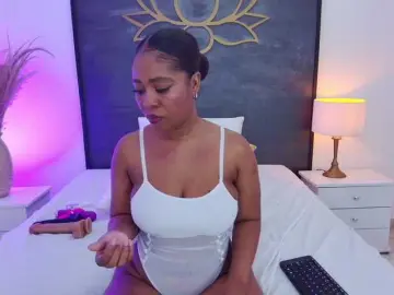 Bongacams Nude Webcam of AlisonTravis