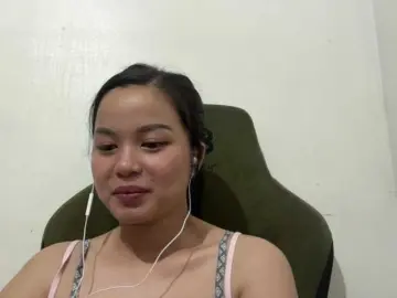 Bongacams Free Porn Cam of MaganAveni