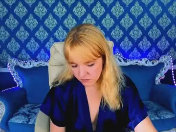Bongacams Free Porn Cam of KirraSalute