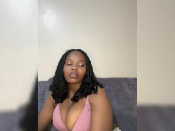 Bongacams Best Webcam of Curvy-maxy9