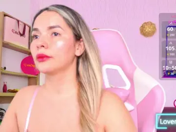 Bongacams Nude Webcam of LunaBiely