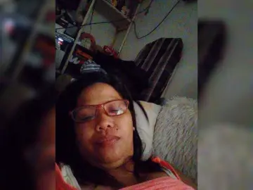 Bongacams Live Sex Cam of Chatty22