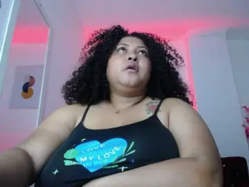 Bongacams Live Sex Cam of Ayliinn