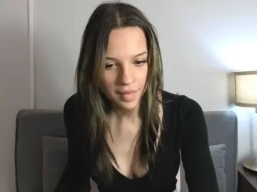 Bongacams Free Porn Cam of HarperDelicate