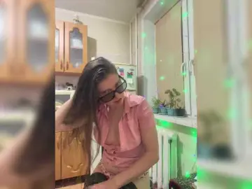 Bongacams Private Sex Chat of SweetLoveKiss