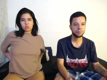 Bongacams Sex Cam of LILY-AND-RYAN11