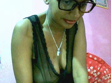 Bongacams Adult Video Chat of Mynah