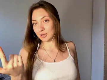 Bongacams Private Sex Chat of MyrticeDollen
