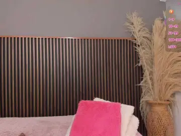 Bongacams Watch Live Sex Cams of SamanthaaBrownn