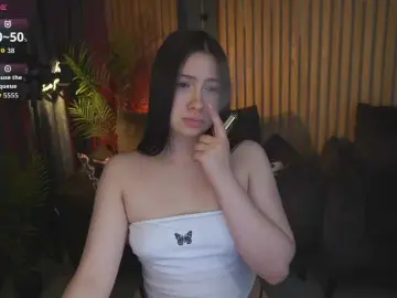Bongacams Watch Live Sex Cams of SecretKiraa